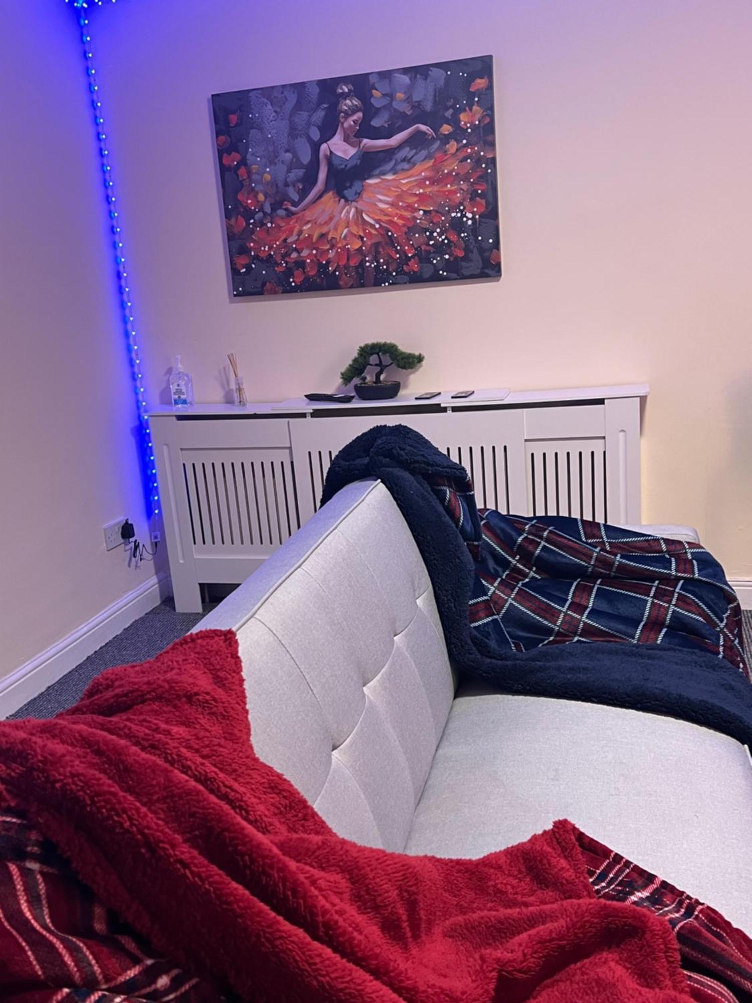 Lausory King Bed Living Your Luxe Home Away ノッティンガム エクステリア 写真